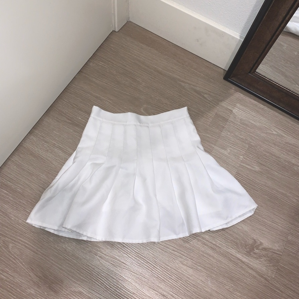 COPY - White tennis skirt